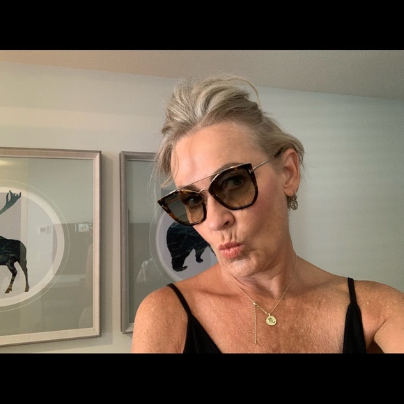 Meet your Posher, Mary - Picture 5 of 16